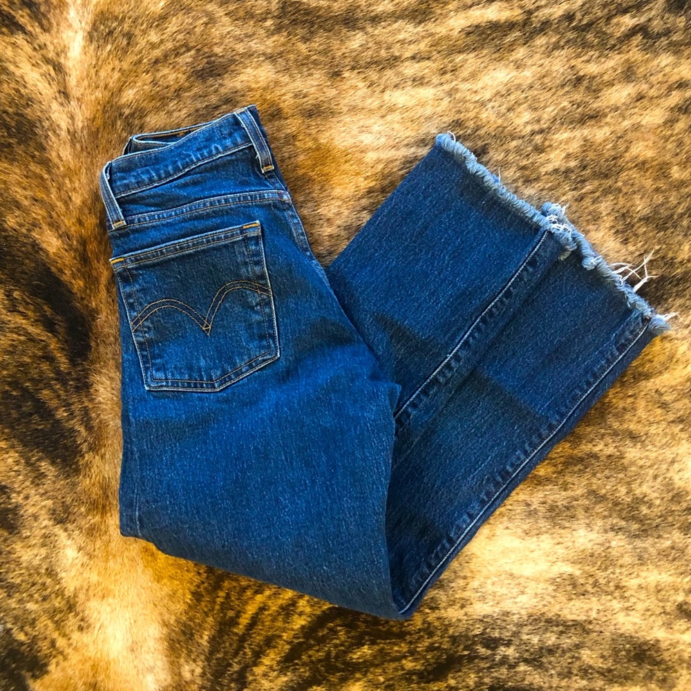Levi cropped jeans